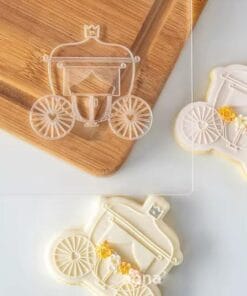 De Koets Cookie Cutter amp Stamp